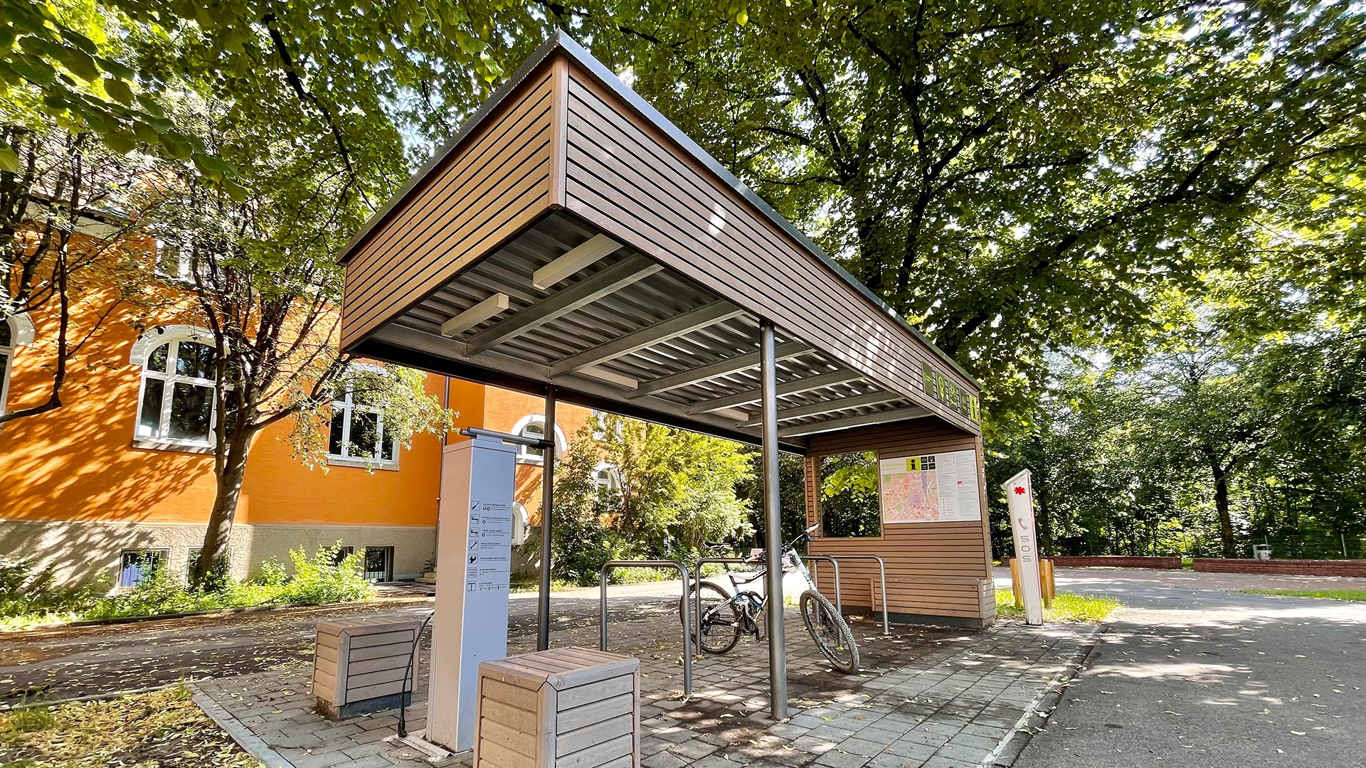 Haegele Boehm PROJEKTE Stadt Aalen Fahrradstationen Bohlschule 03