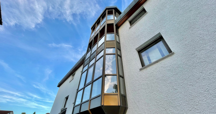 Haegele Boehm PROJEKTE Volksbank Wasseralfingen Glasfassade und Schaufenster 02